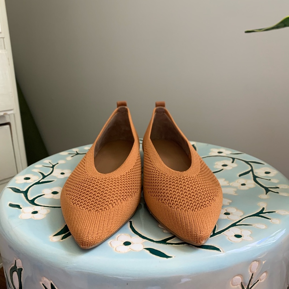 Everlane 40 hour Flat Reknit - Orange size 8